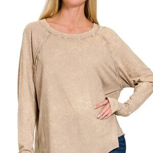 ✨NWT Zenana Crinkle Washed Thumb Hole Cuffs Long Sleeve Top